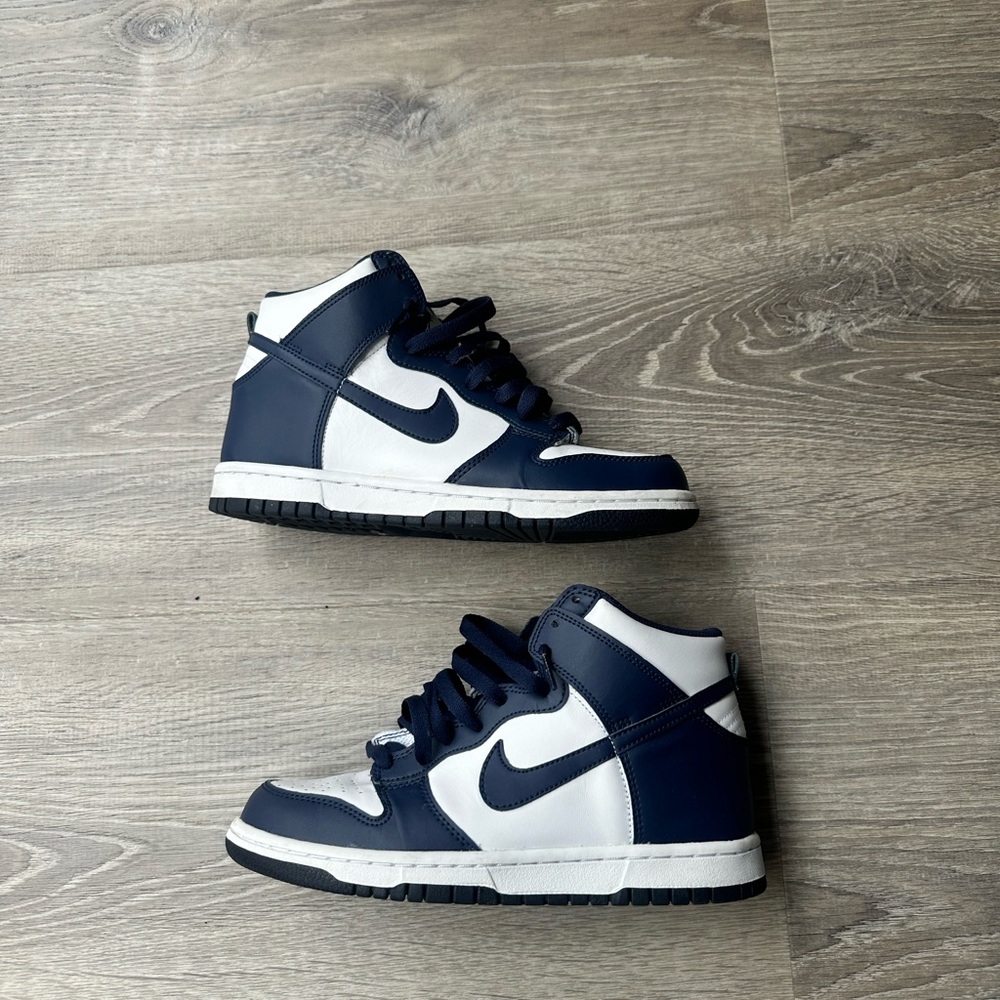 Hi top dunks
